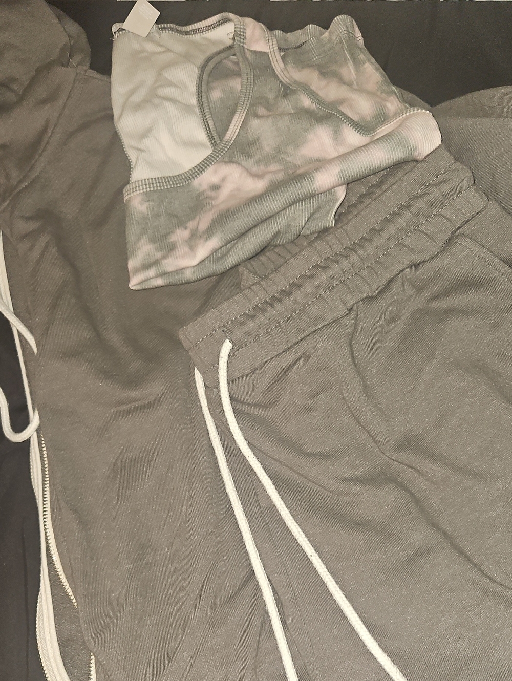 Forever 21 Grey Drawstring Bermuda Shorts Outfit